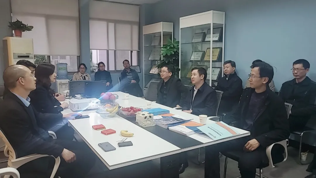 热烈欢迎河南科技学院领导